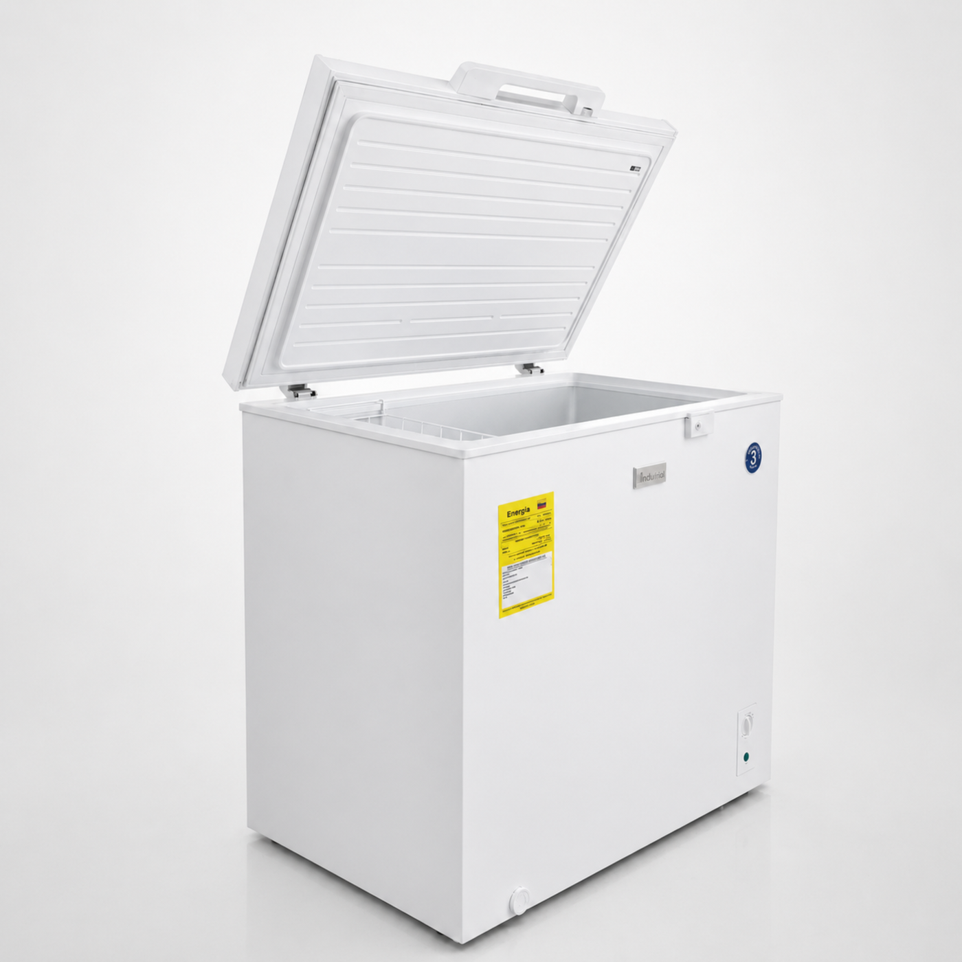 Vista en tres cuartos del congelador horizontal dual Indufrial ICC-210 ECO de 212 litros